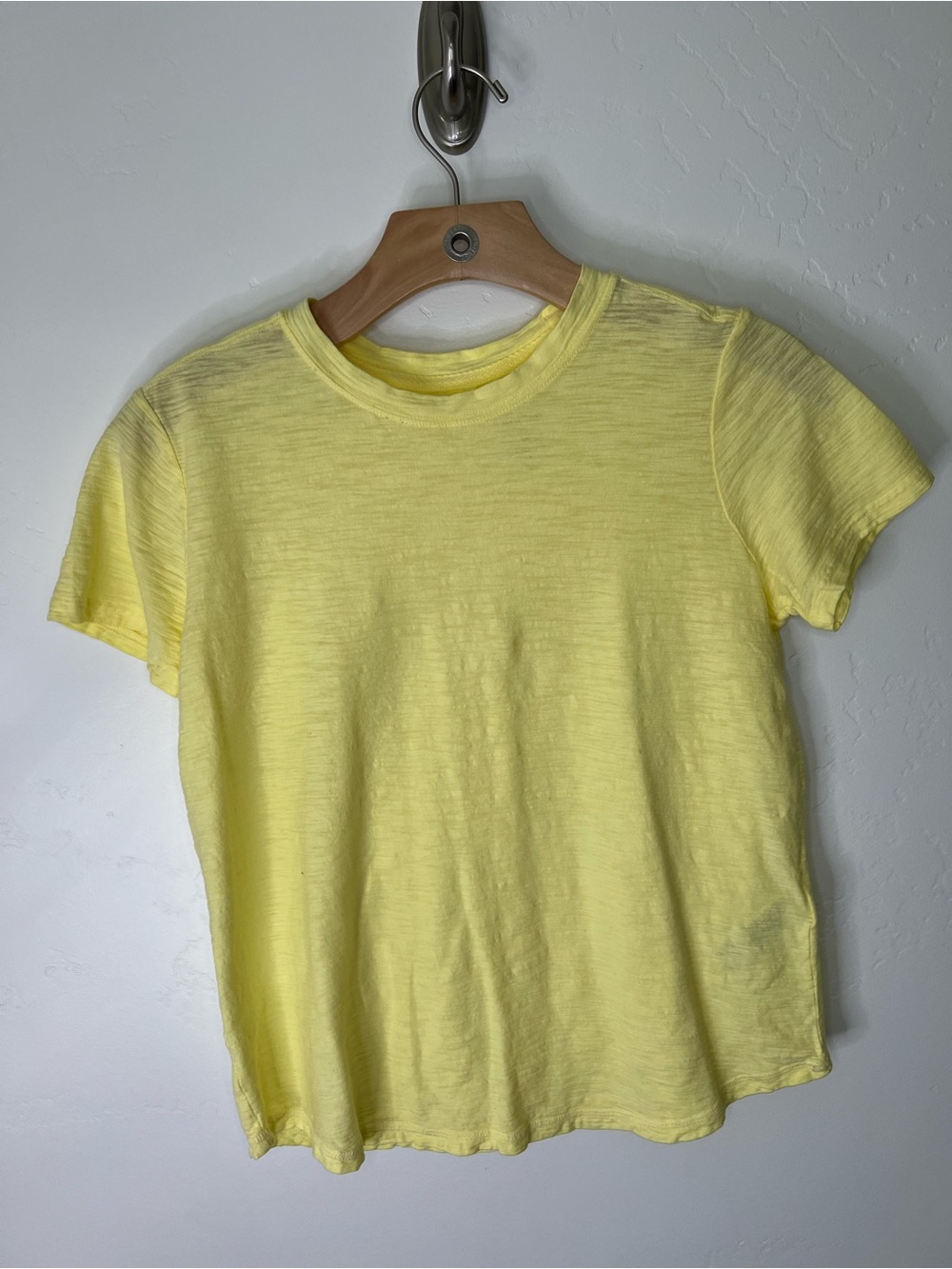 Pilcro Short Sleeve Crewneck Tee in Soft Yellow